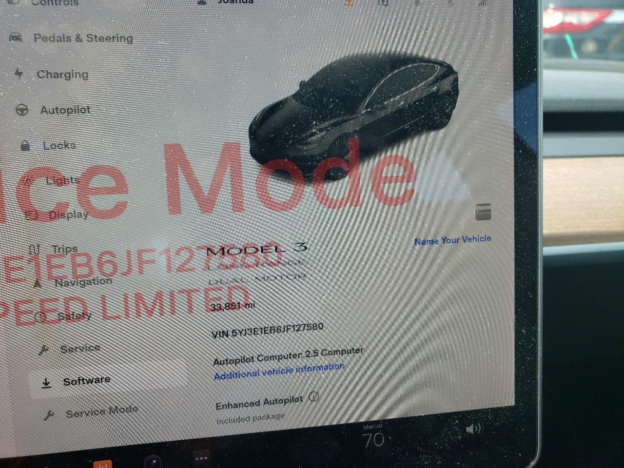 Photo 8 from auction – 2018 TESLA MODEL 3 with VIN 5YJ3E1EB6JF127580