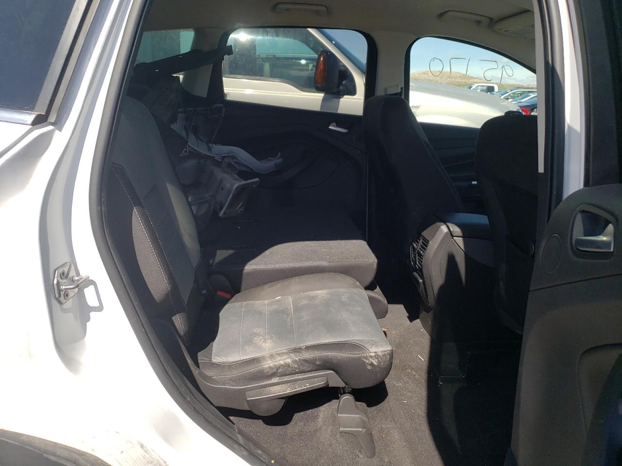 Photo 6 from auction – 2016 FORD ESCAPE SE with VIN 1FMCU0G95GUA29479