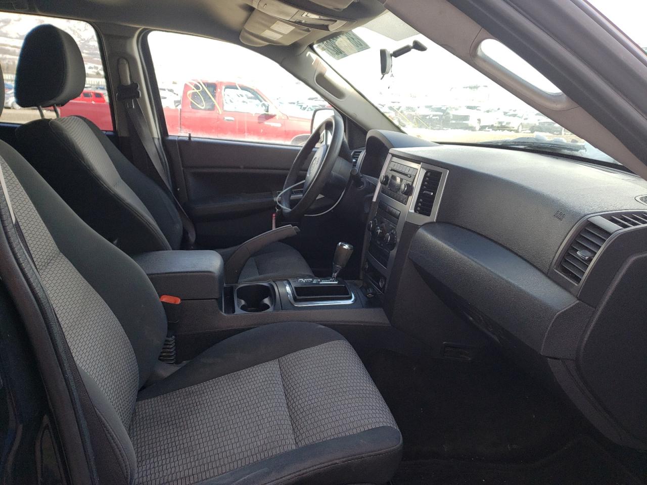 Photo 5 from auction – 2008 JEEP GRAND CHER with VIN 1J8GR48K28C165505