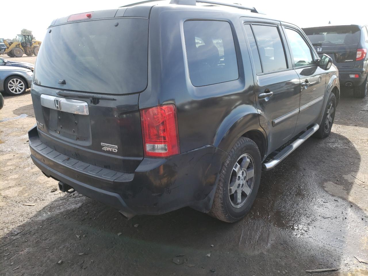 Photo 4 from auction – 2009 HONDA PILOT TOUR with VIN 5FNYF489X9B007158