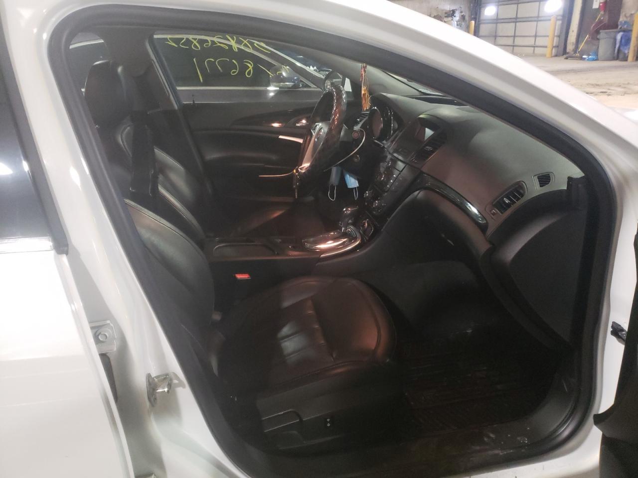 Photo 5 from auction – 2012 BUICK REGAL with VIN 2G4GR5EKXC9145774
