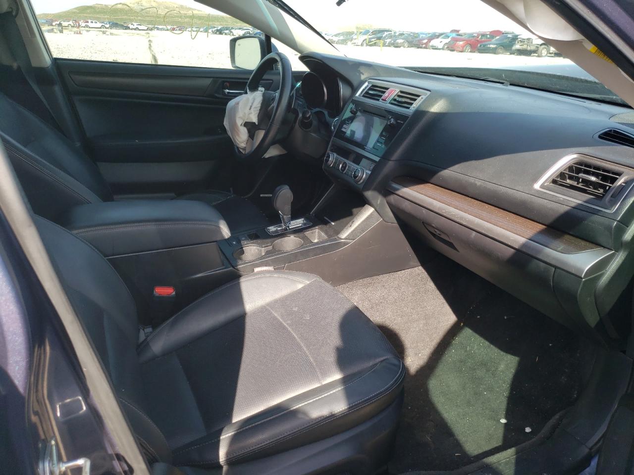 Photo 5 from auction – 2015 SUBARU LEGACY 2.5 with VIN 4S3BNBN61F3034460