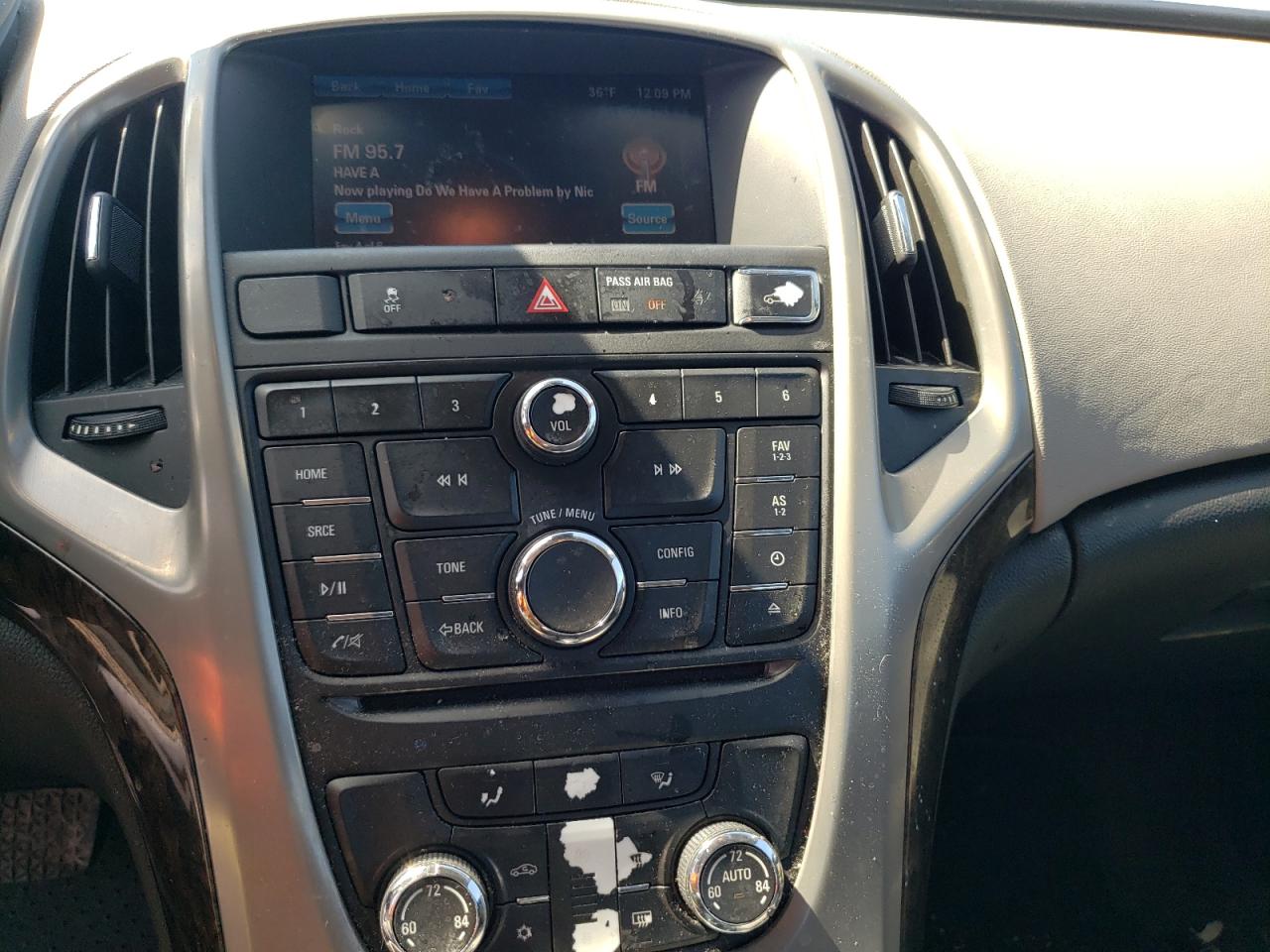 Photo 9 from auction – 2012 BUICK VERANO with VIN 1G4PP5SK8C4221134