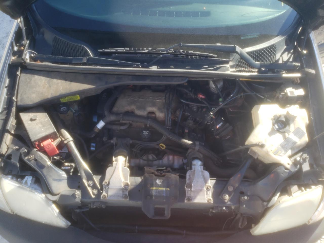 Photo 7 from auction – 2004 PONTIAC MONTANA with VIN 1GMDX03E14D214171