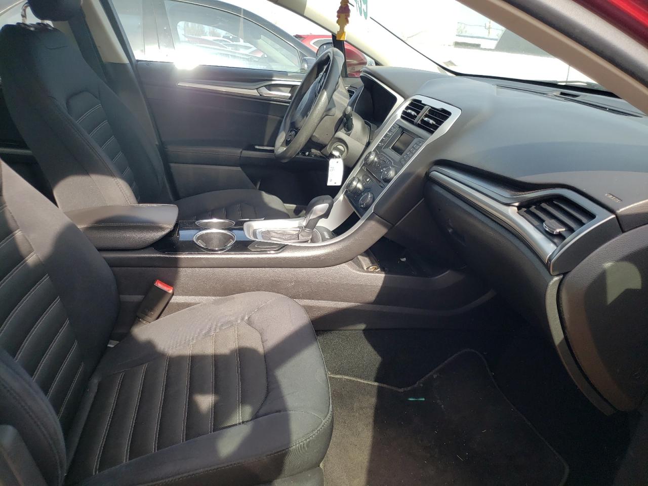Photo 5 from auction – 2013 FORD FUSION SE with VIN 3FA6P0H72DR229525