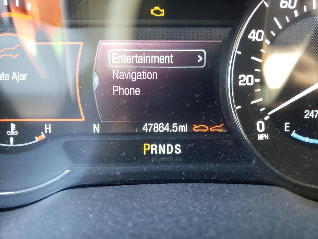 Photo 8 from auction – 2016 LINCOLN MKC SELECT with VIN 5LMCJ2C94GUJ18337
