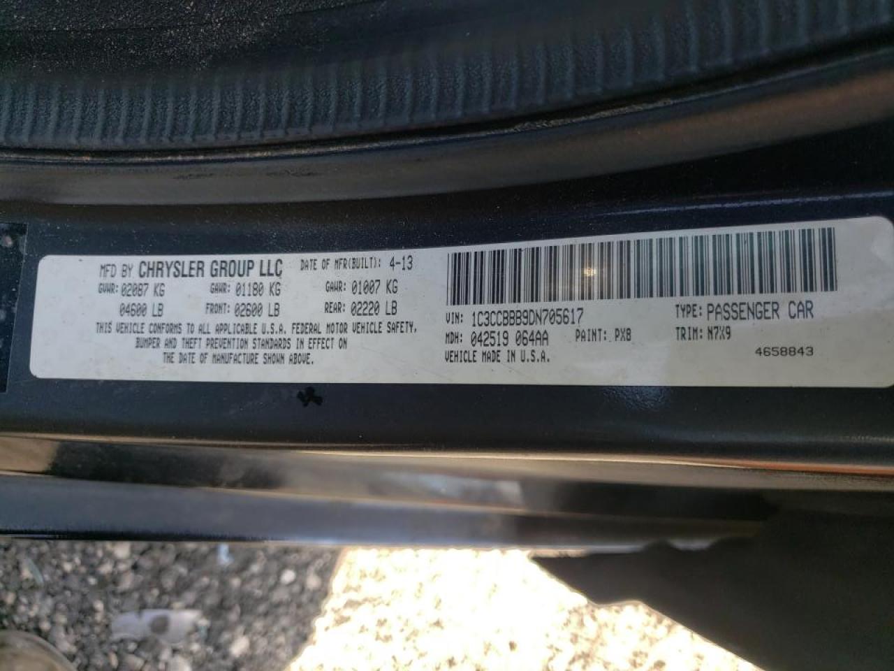 Photo 10 from auction – 2013 CHRYSLER 200 TOURIN with VIN 1C3CCBBB9DN705617
