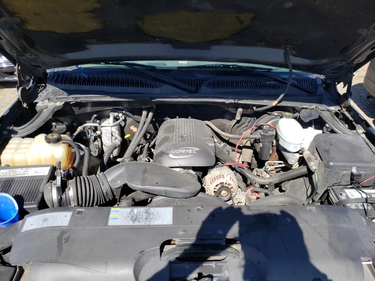 Photo 7 from auction – 2004 CHEVROLET SILVERADO with VIN 2GCEC19T541161633