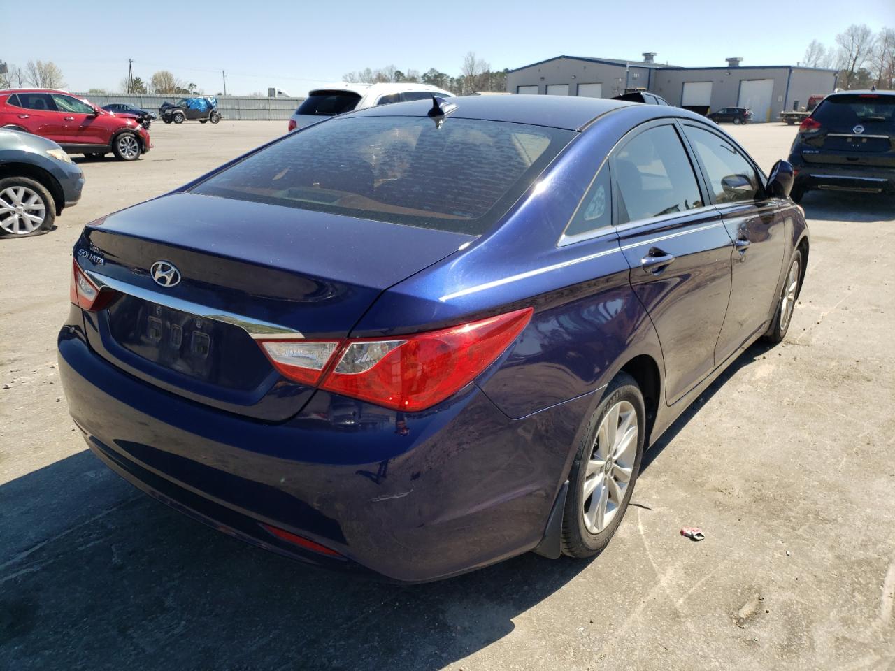 Photo 4 from auction – 2013 HYUNDAI SONATA GLS with VIN 5NPEB4AC2DH577332