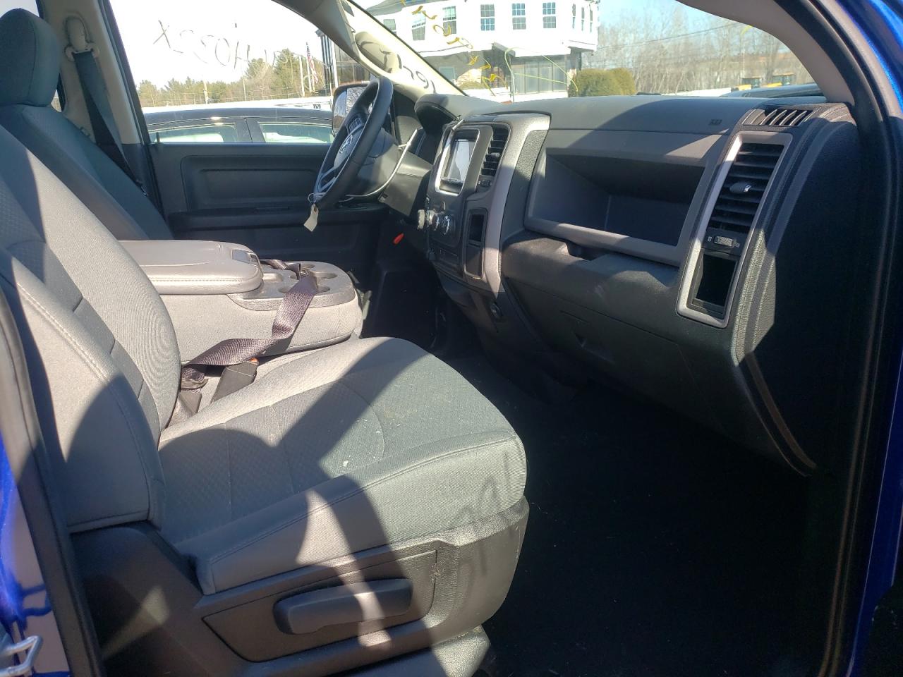 Photo 5 from auction – 2014 RAM 1500 ST with VIN 1C6RR7FT9ES465693