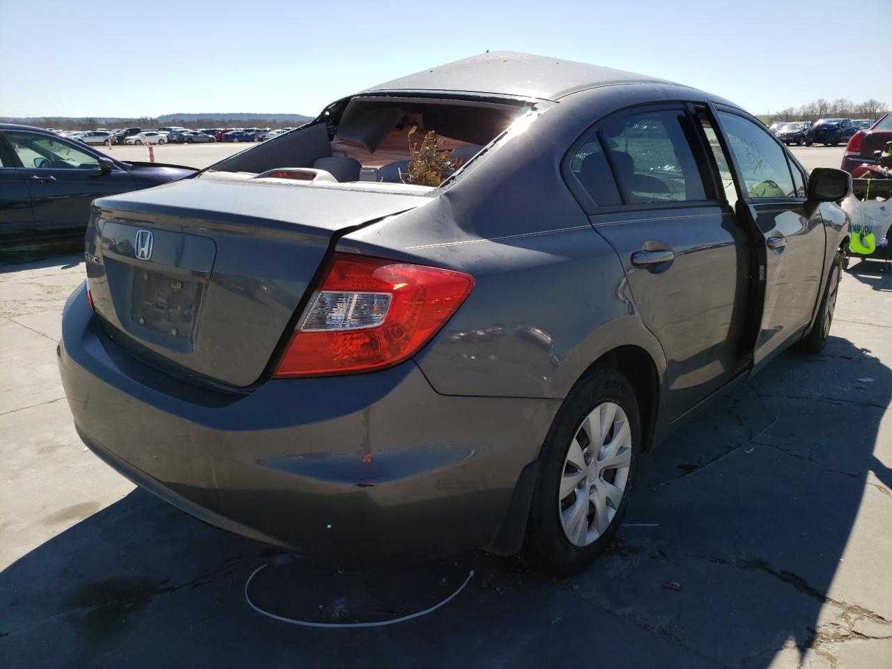 Photo 4 from auction – 2012 HONDA CIVIC LX with VIN 2HGFB2F50CH599664