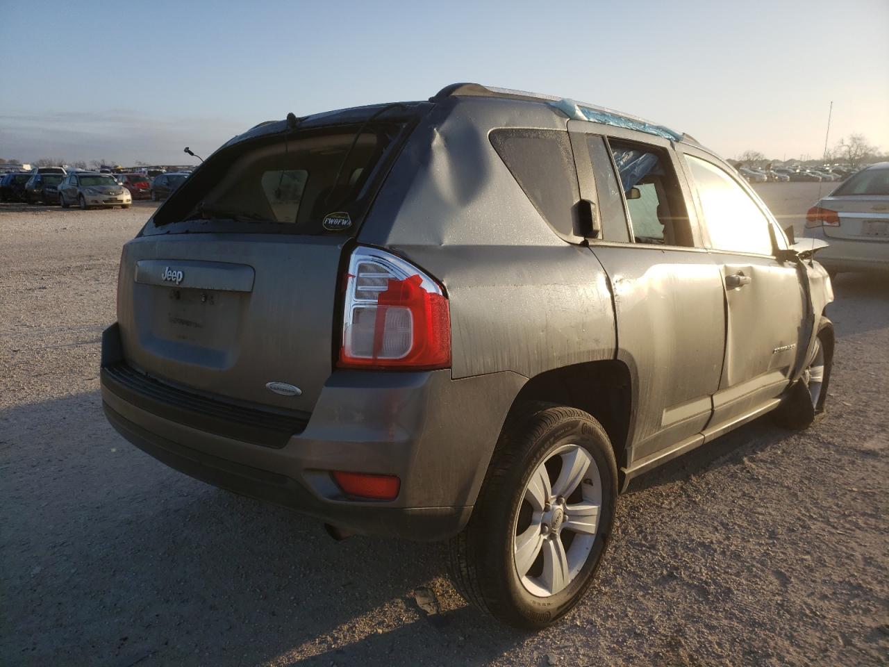 Photo 4 from auction – 2011 JEEP COMPASS SP with VIN 1J4NT1FA2BD241440