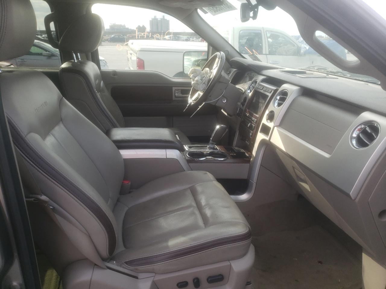 Photo 5 from auction – 2010 FORD F150 SUPER with VIN 1FTFW1CV3AFA98445