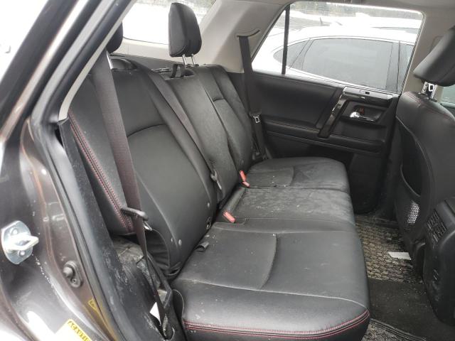 Photo 6 from auction – 2019 TOYOTA 4RUNNER with VIN JTEBU5JR3K5707943