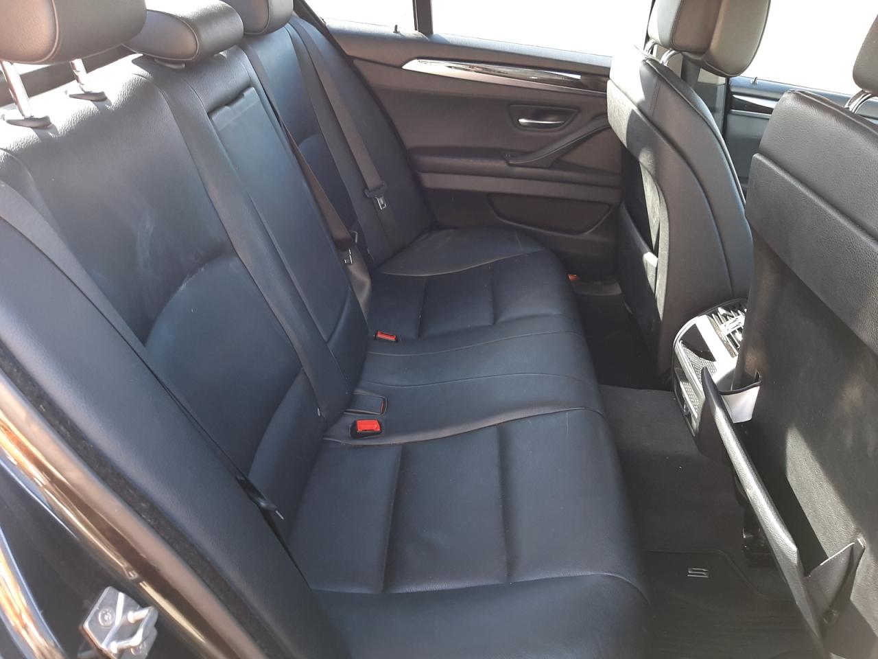 Photo 6 from auction – 2011 BMW 528 I with VIN WBAFR1C56BC750630