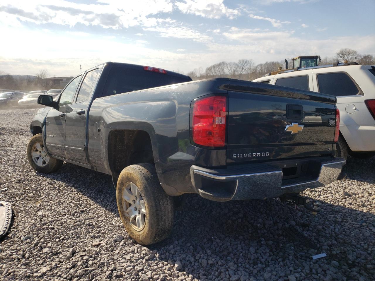 Photo 3 from auction – 2018 CHEVROLET SILVERADO with VIN 1GCRCRECXJZ183703