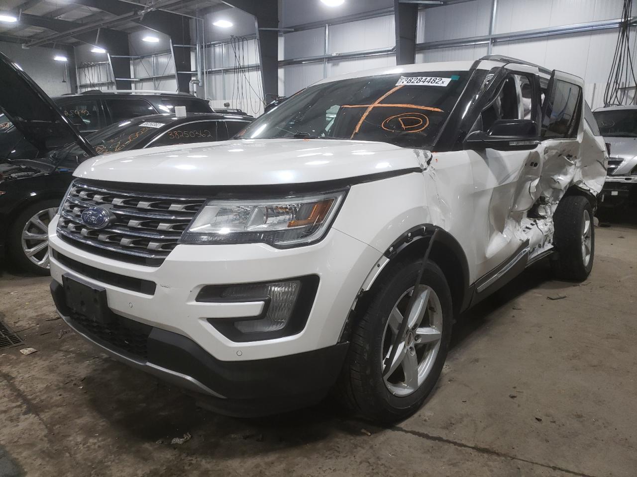 صورة رقم 2 من المزاد - 2016 FORD EXPLORER X مع VIN 1FM5K8DH5GGB94990