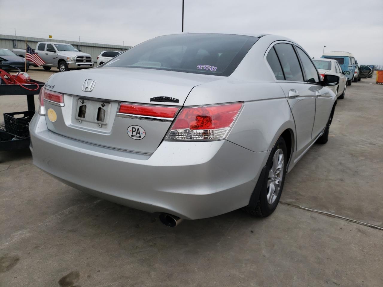 Photo 4 from auction – 2012 HONDA ACCORD LXP with VIN 1HGCP2F41CA056835