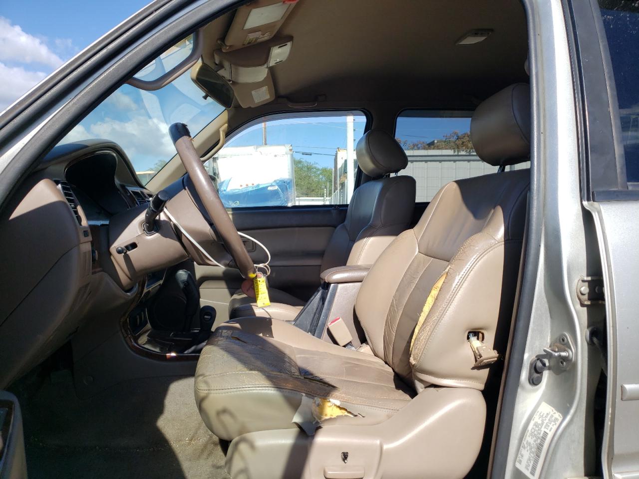 Photo 5 from auction – 2000 TOYOTA 4RUNNER LI with VIN JT3HN87R8Y9035839