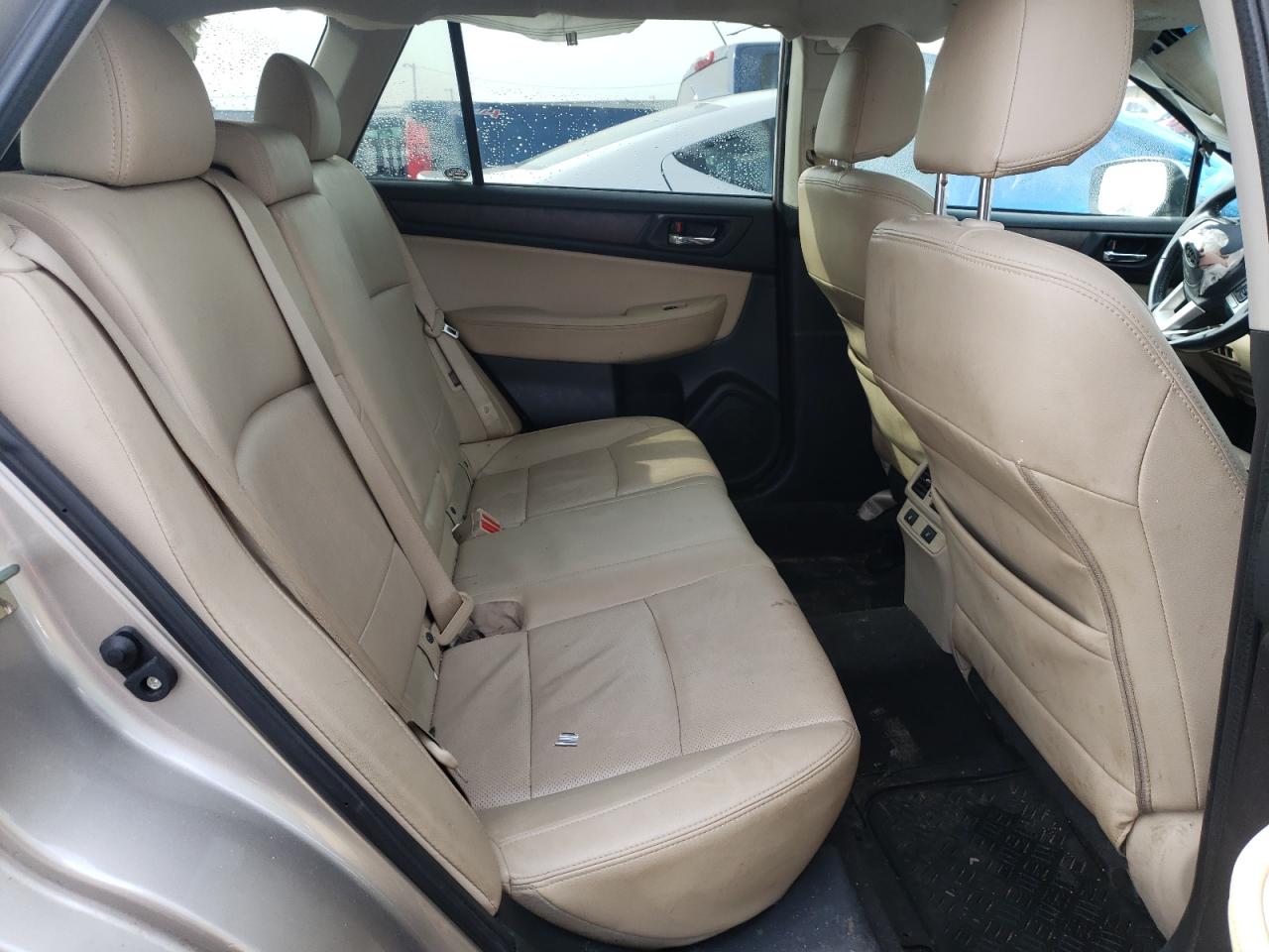 Photo 6 from auction – 2016 SUBARU OUTBACK 2. with VIN 4S4BSALC1G3309902