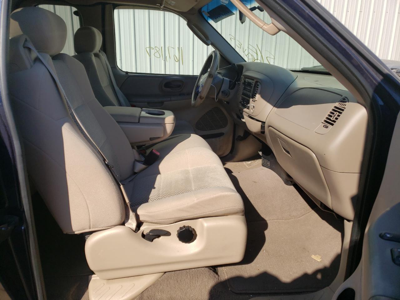 Photo 5 from auction – 2003 FORD F150 with VIN 1FTRX17W43NB05487