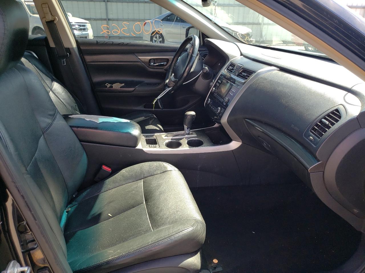 Photo 5 from auction – 2013 NISSAN ALTIMA 2.5 with VIN 1N4AL3AP2DC168838