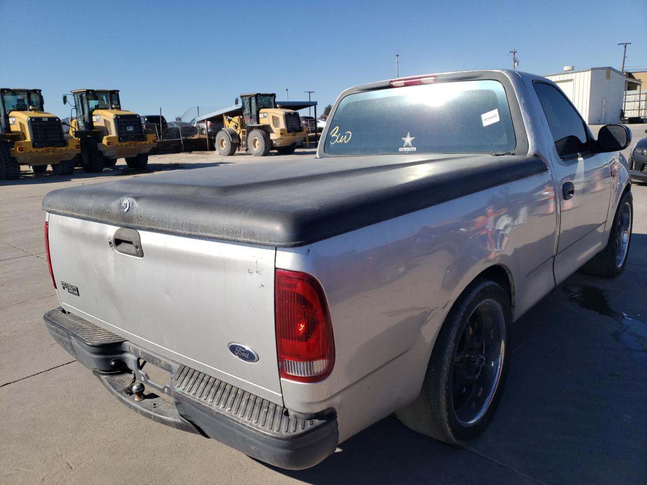Photo 4 from auction – 2001 FORD F150 with VIN 1FTZF17291KC00609
