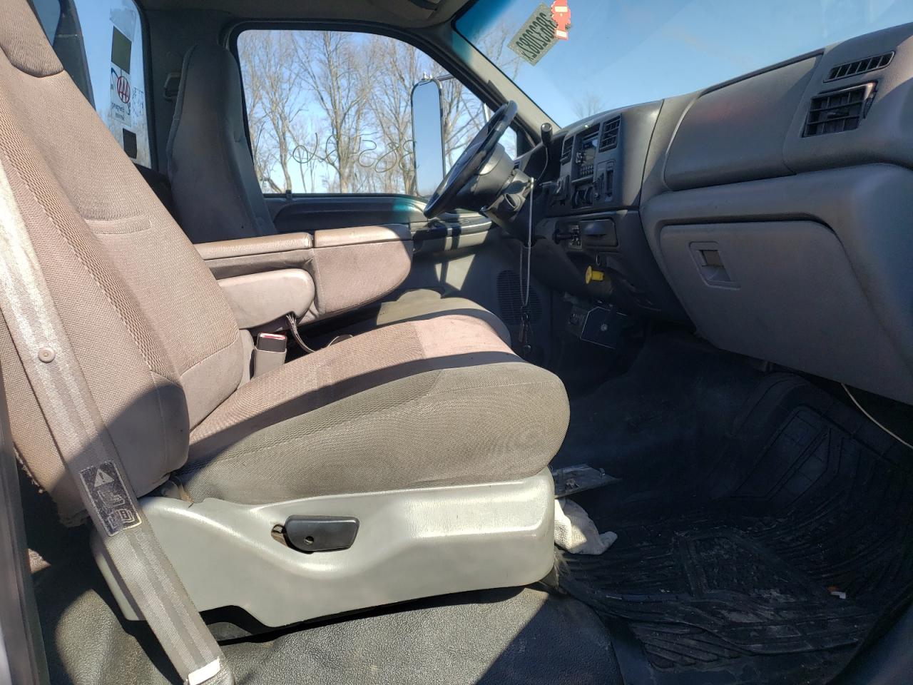 Photo 5 from auction – 2007 FORD F650 SUPER with VIN 3FRWF65B47V513469