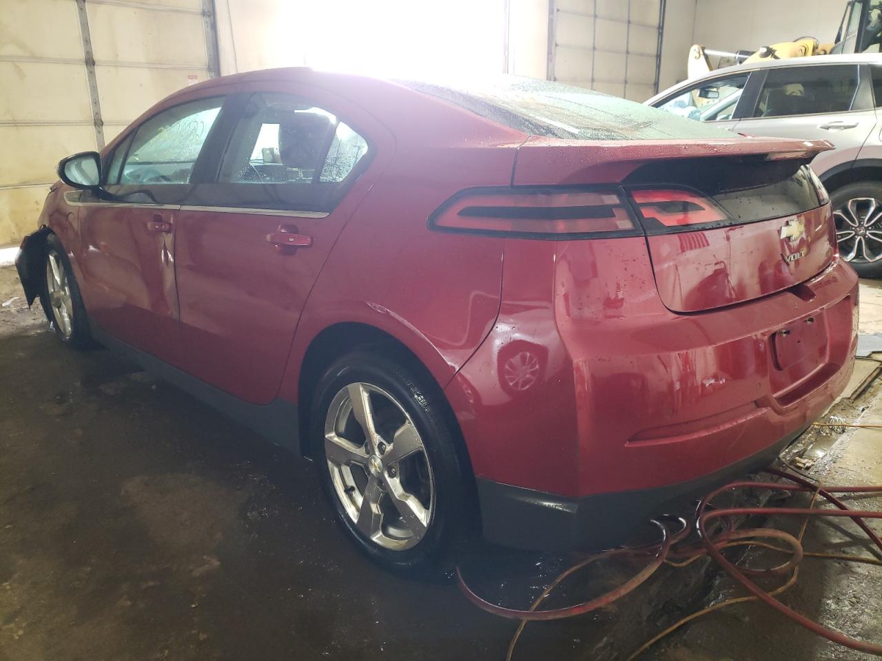 Photo 3 from auction – 2015 CHEVROLET VOLT with VIN 1G1RB6E46FU121870