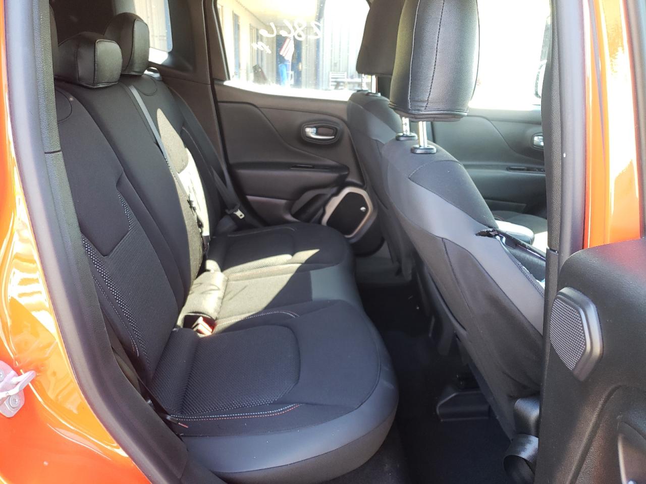 Photo 6 from auction – 2016 JEEP RENEGADE L with VIN ZACCJBBT6GPE17074