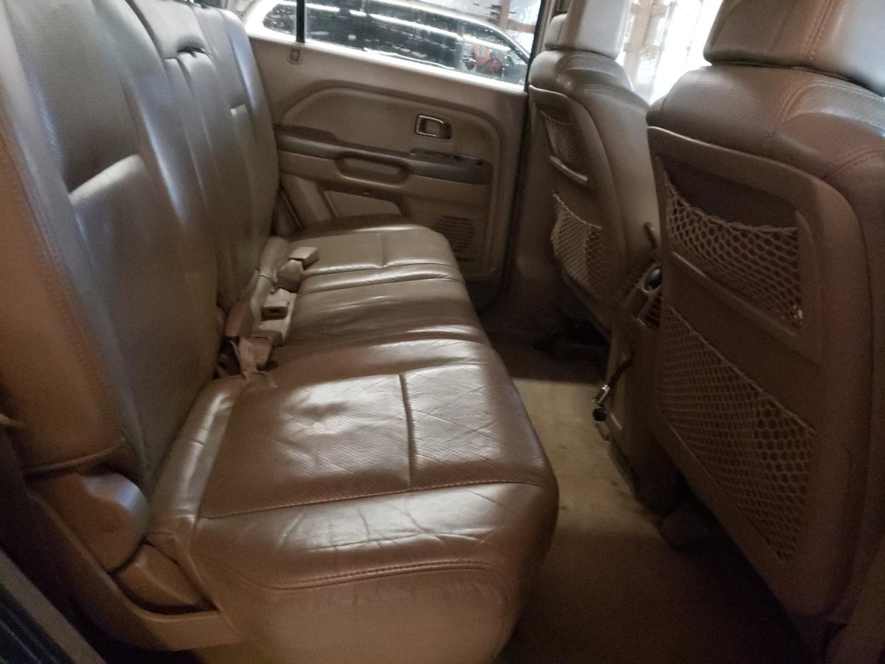 Photo 6 from auction – 2003 HONDA PILOT EXL with VIN 2HKYF18513H505155