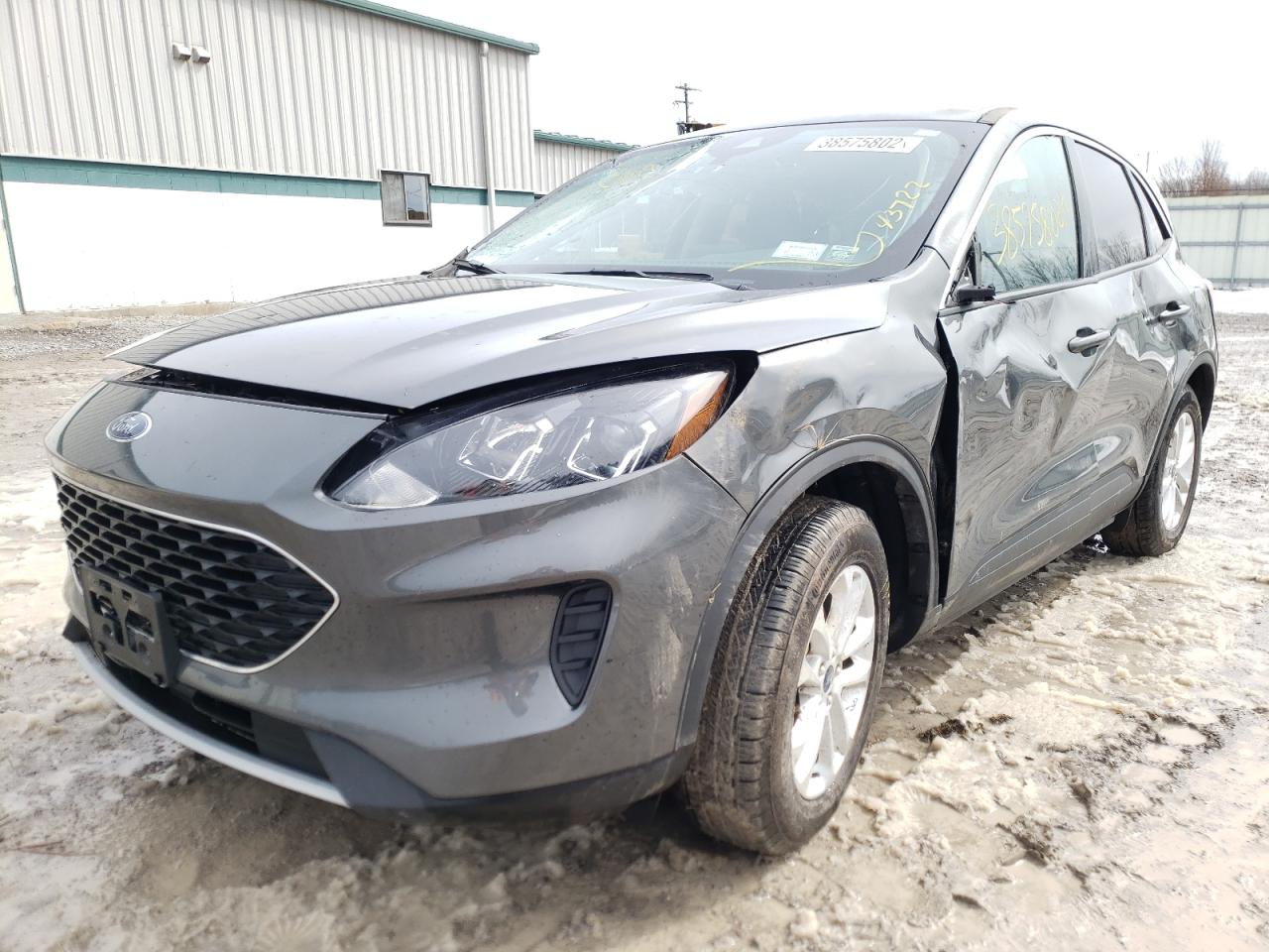 Photo 2 from auction – 2020 FORD ESCAPE SE with VIN 1FMCU9G64LUB29299