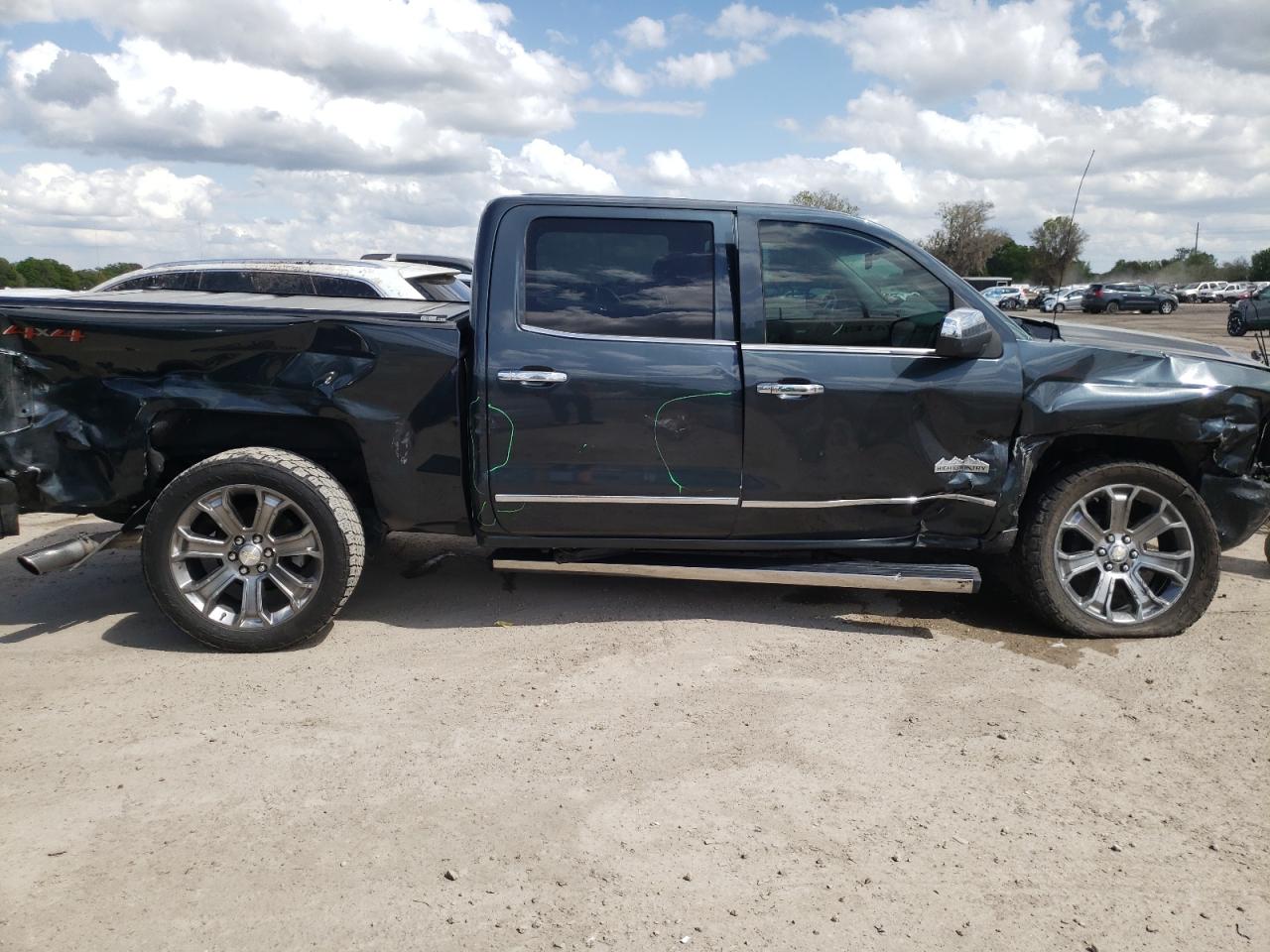 Photo 9 from auction – 2018 CHEVROLET SILVERADO with VIN 3GCUKTEJ6JG334013