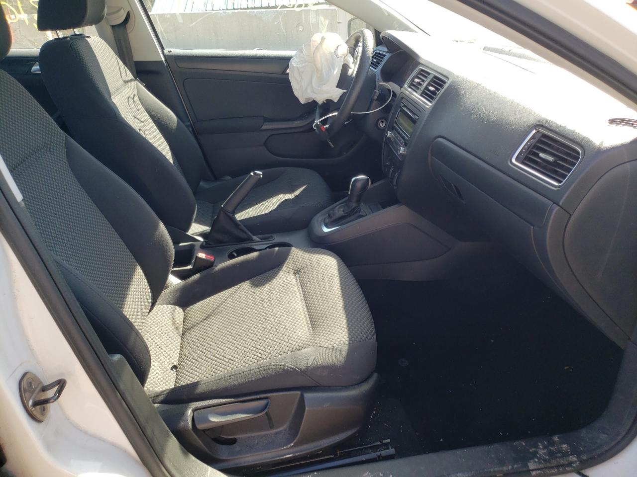 Photo 5 from auction – 2011 VOLKSWAGEN JETTA BASE with VIN 3VW2K7AJ1BM390879