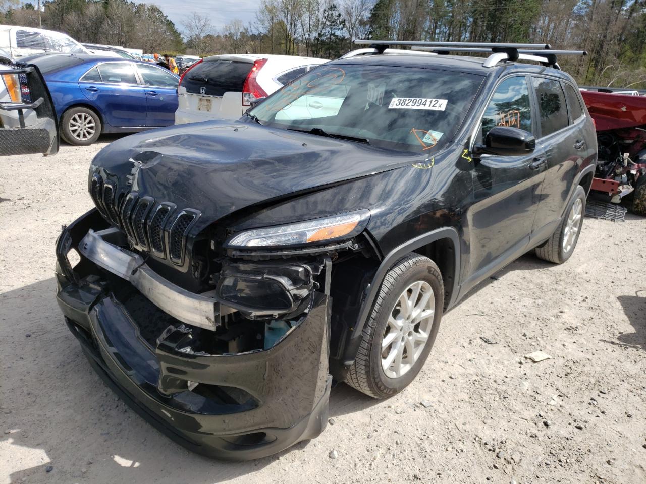 Photo 2 from auction – 2018 JEEP CHEROKEE L with VIN 1C4PJLCB3JD536932