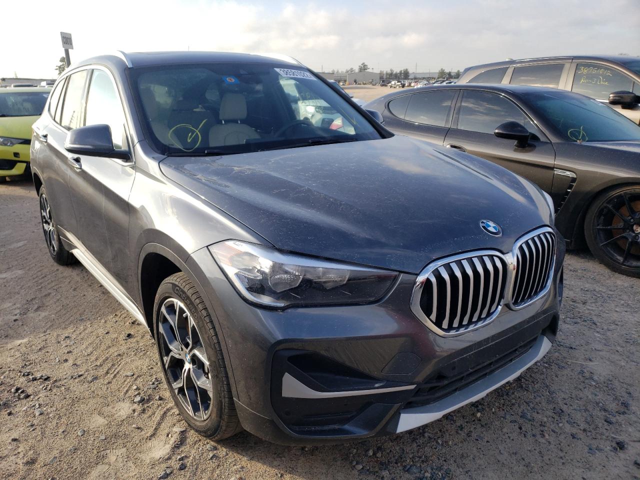BMW X1 SDRIVE2 2021 with VIN WBXJG7C03M5T91290 - Photo from auction