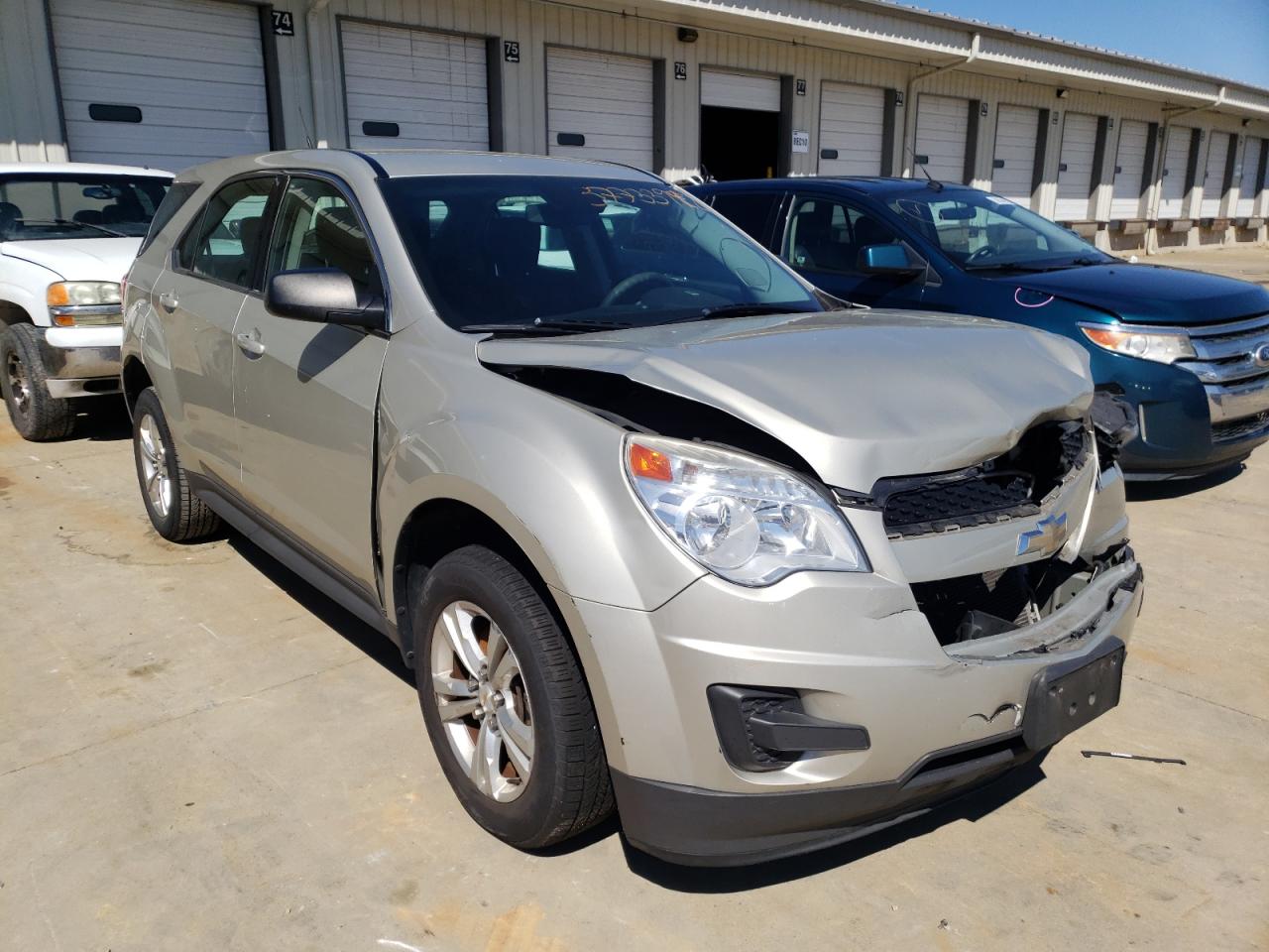 CHEVROLET EQUINOX LS 2013 with VIN 2GNALBEK8D6335688 - Photo from auction