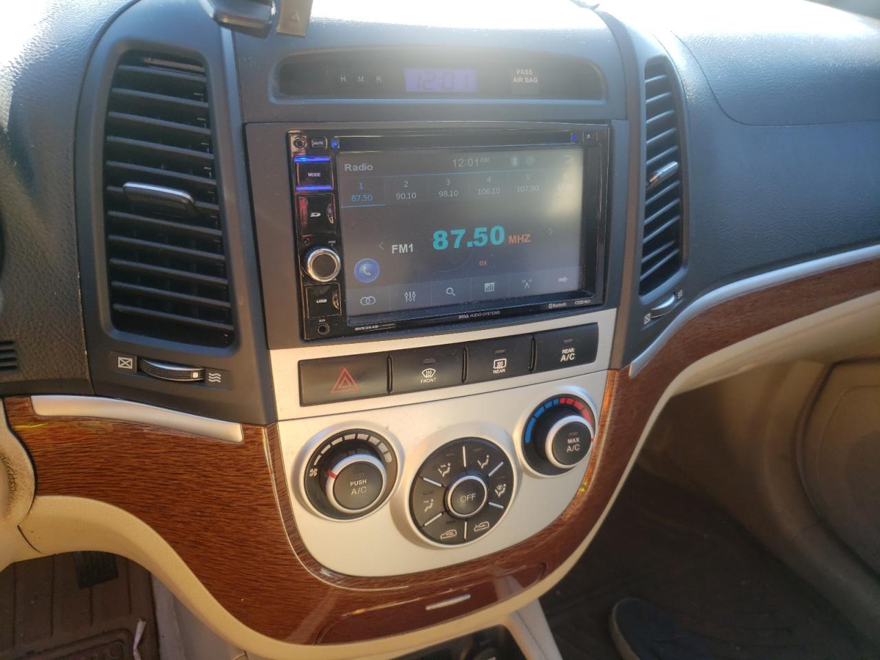 Photo 9 from auction – 2007 HYUNDAI SANTA FE with VIN 5NMSG73D47H061695