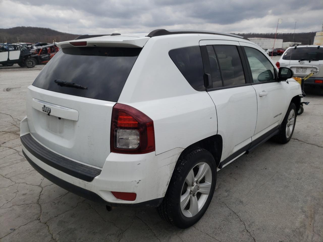 Photo 4 from auction – 2016 JEEP COMPASS SP with VIN 1C4NJCBA1GD640683
