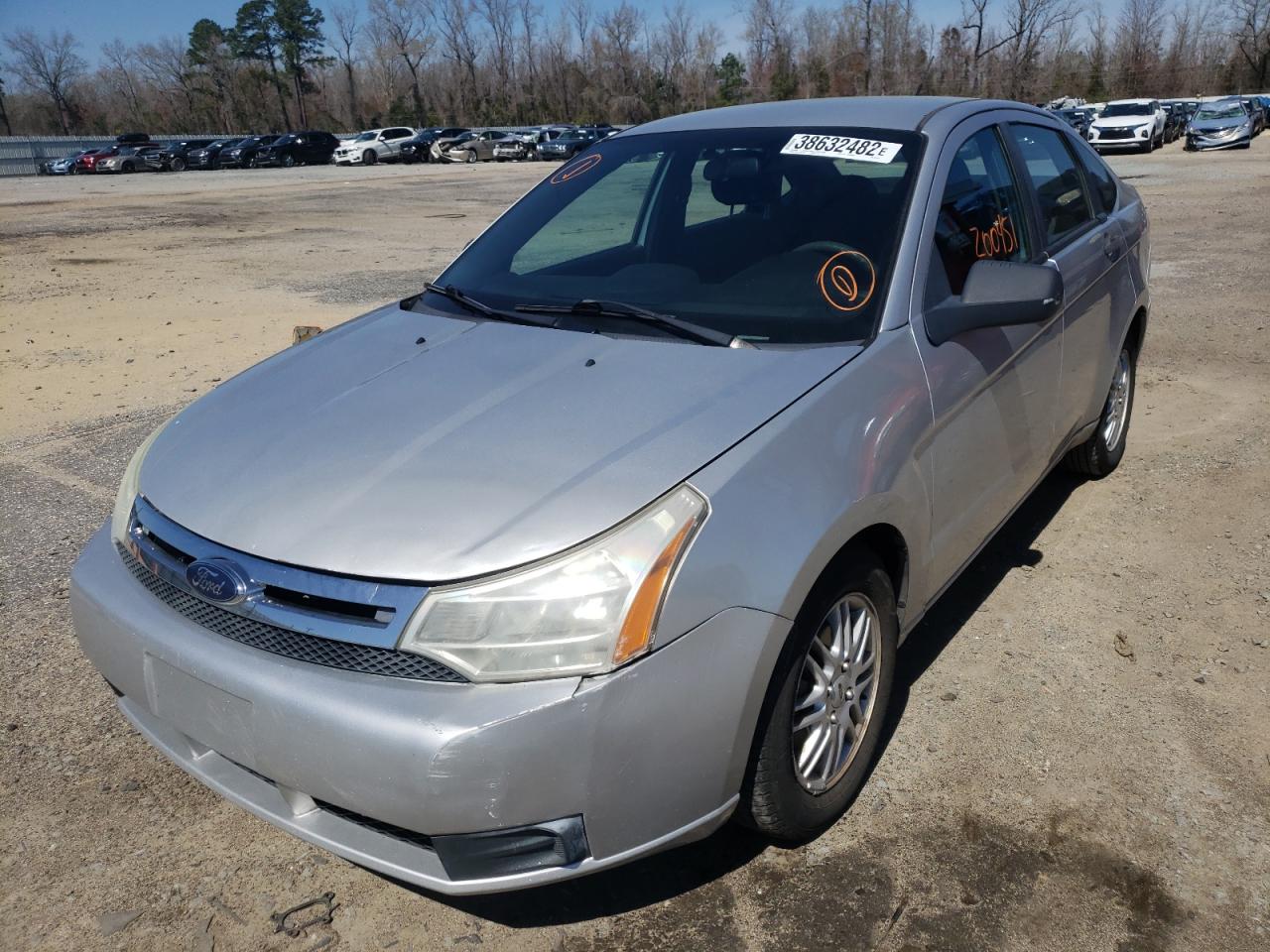 Photo 2 from auction – 2010 FORD FOCUS SE with VIN 1FAHP3FN7AW257714