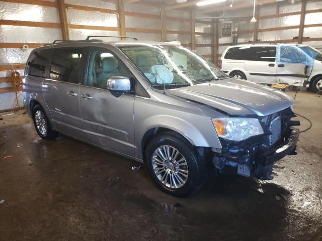 CHRYSLER TOWN & COU 2013 with VIN 2C4RC1CGXDR621240 - Photo from auction