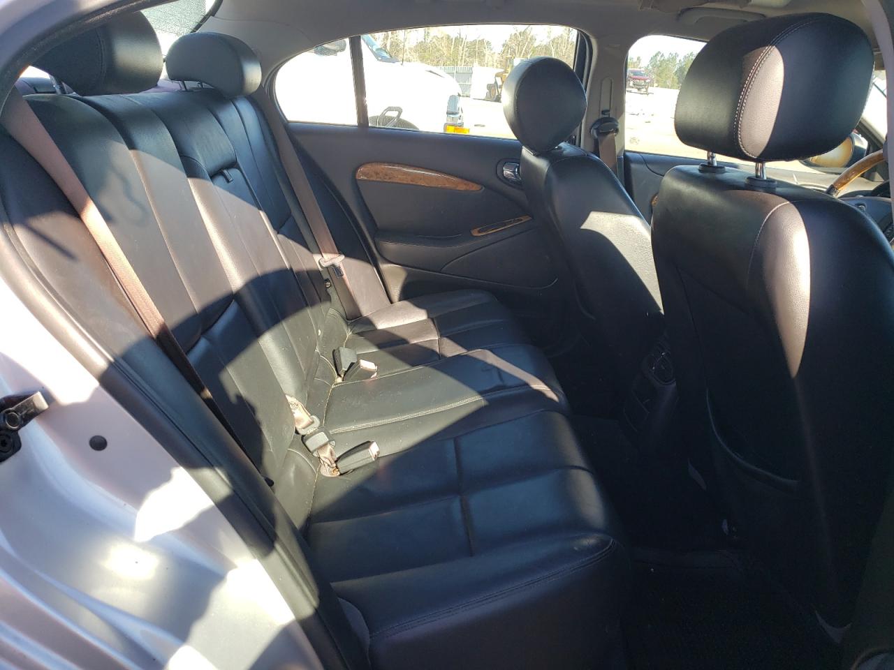 Photo 6 from auction – 2005 JAGUAR S-TYPE with VIN SAJWA01T05FN20267