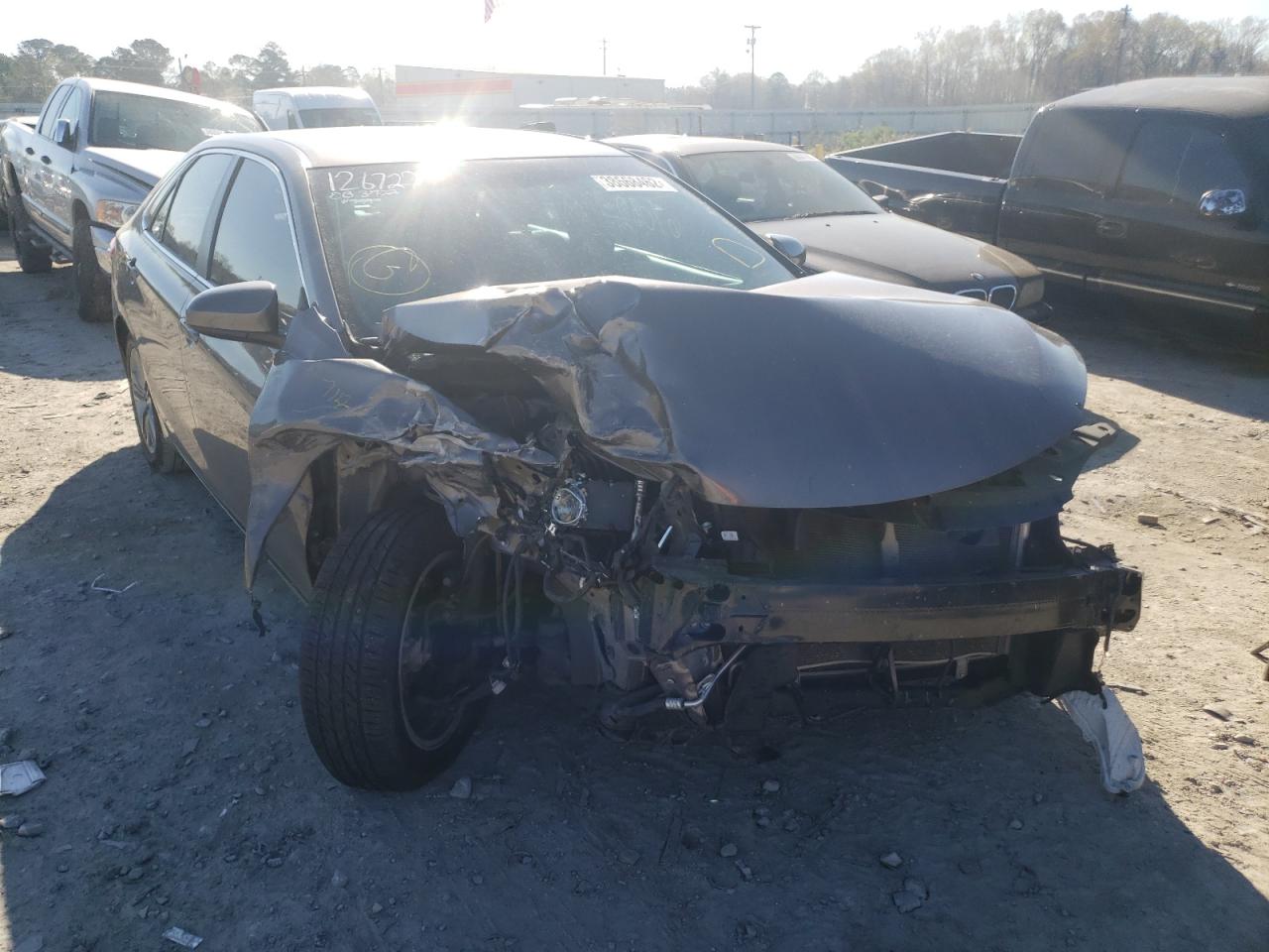 Photo 1 from auction – 2017 TOYOTA CAMRY LE with VIN 4T1BF1FK2HU425953