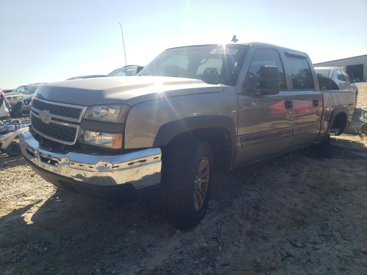 Photo 2 from auction – 2007 CHEVROLET SILVERADO with VIN 2GCEK13Z371120969