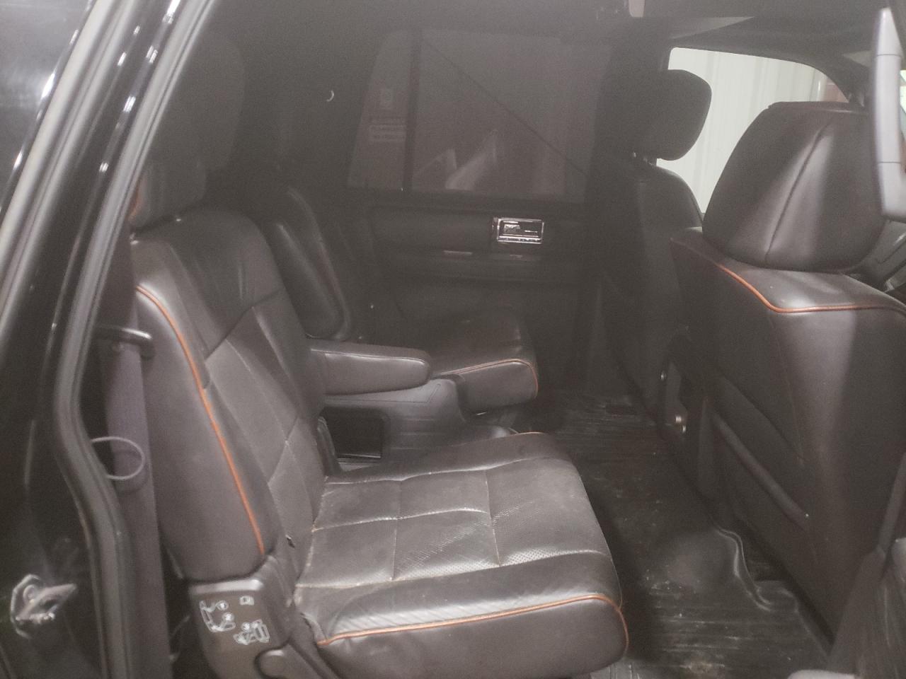 Photo 6 from auction – 2008 LINCOLN NAVIGATOR with VIN 5LMFL28578LJ09006