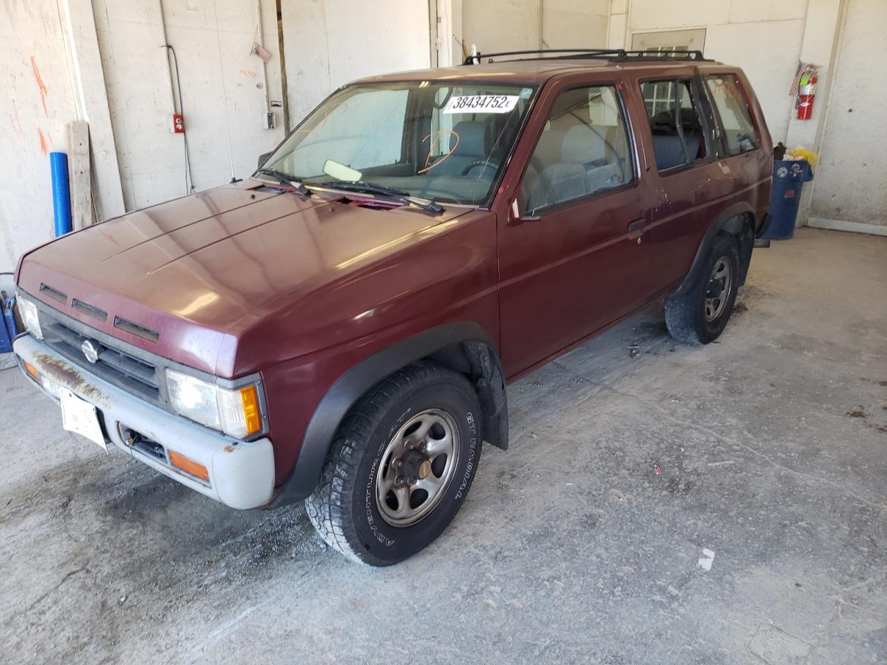 Photo 2 from auction – 1995 NISSAN PATHFINDER with VIN JN8HD17YXSW098435
