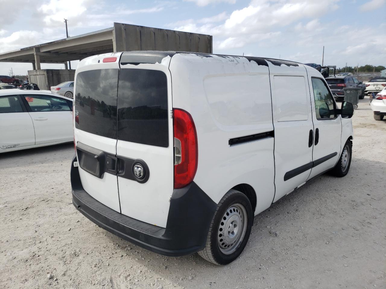 Photo 4 from auction – 2016 RAM PROMASTER with VIN ZFBERFAT7G6B92019