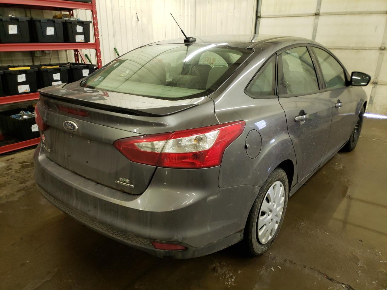 Photo 4 from auction – 2013 FORD FOCUS SE with VIN 1FADP3F23DL353897