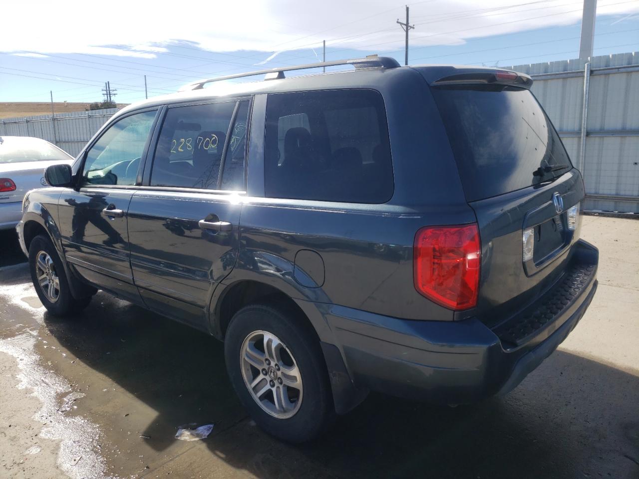 Photo 3 from auction – 2005 HONDA PILOT EX with VIN 2HKYF18445H530061
