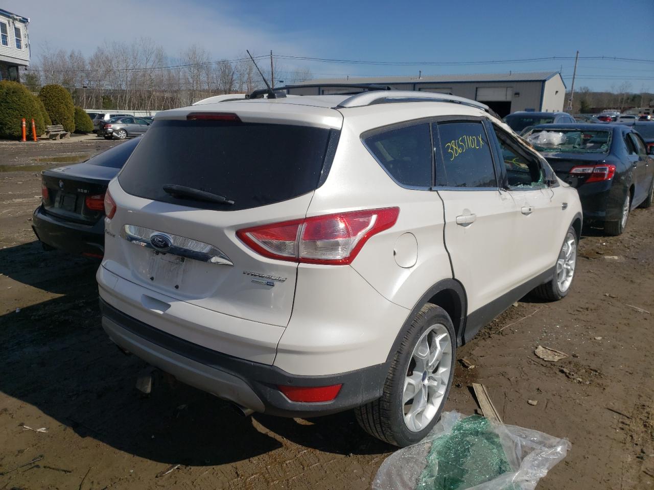 Photo 4 from auction – 2016 FORD ESCAPE TIT with VIN 1FMCU9J92GUA88163